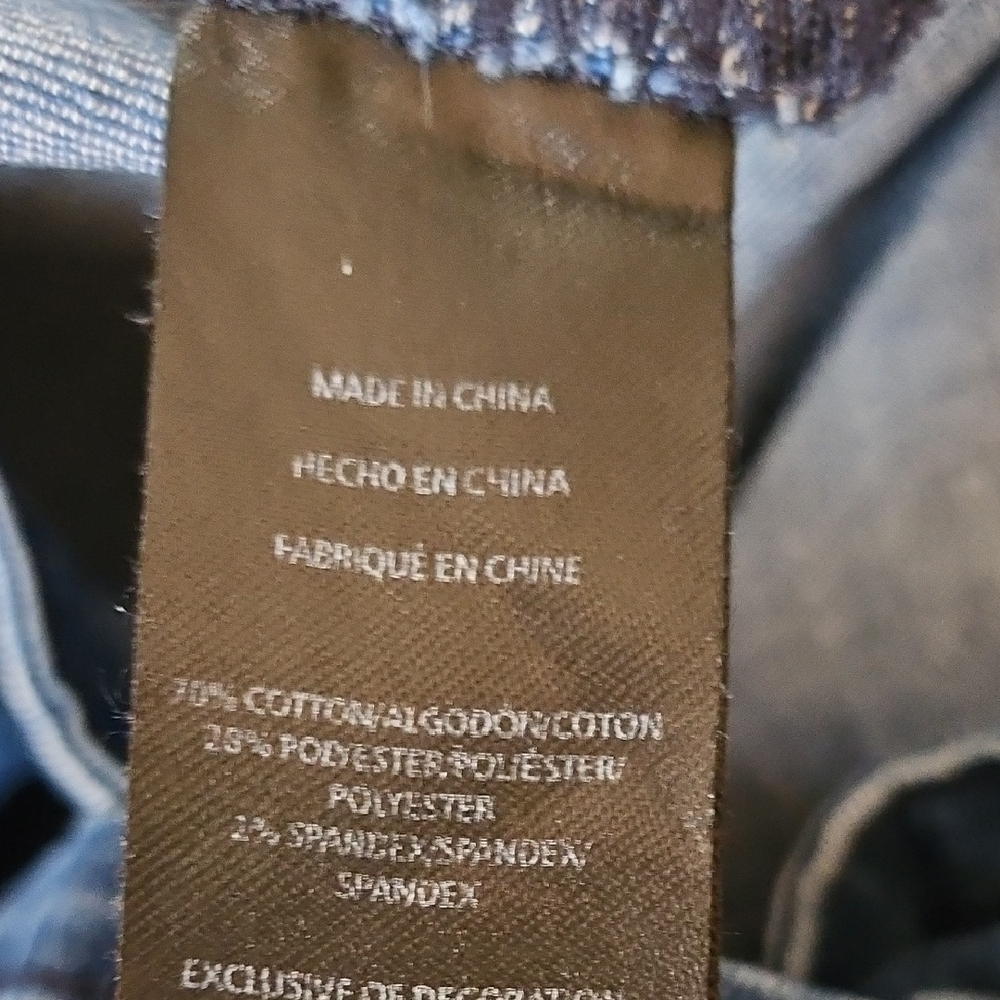 BEBE Woman's Skinny Jeans - Picture 5 of 8